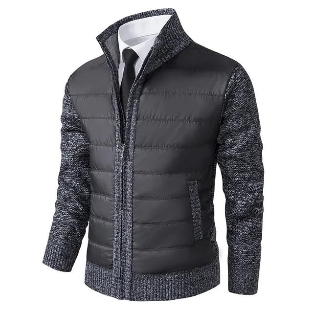 Klassische und originelle Strickjacke