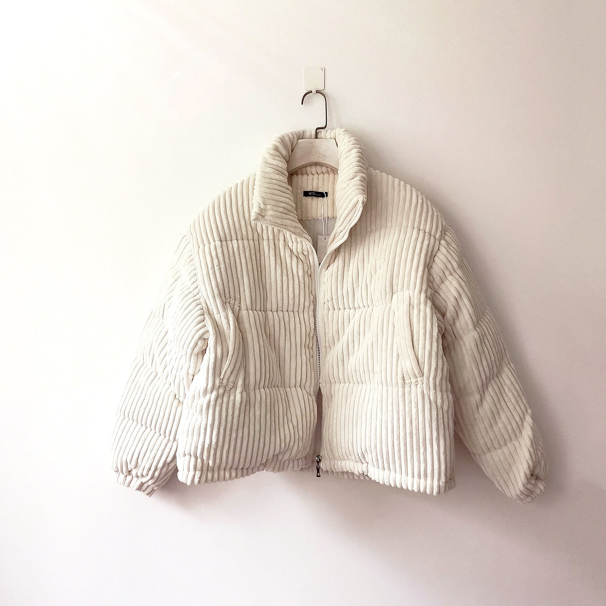 Damen Steppjacke mit Stehkragen Cremefarben