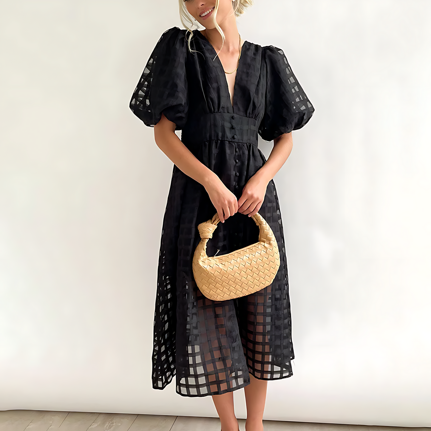 Elegantes Sommer-Midikleid mit kurzen Puffärmeln