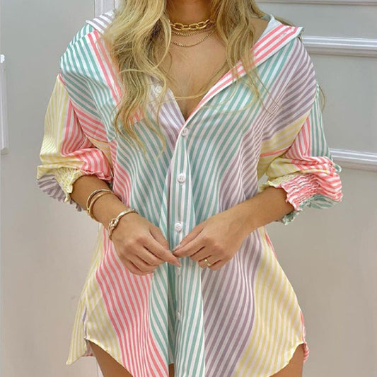 Gestreiftes Damen-Sommerkleid mit V-Ausschnitt und langen Ärmeln