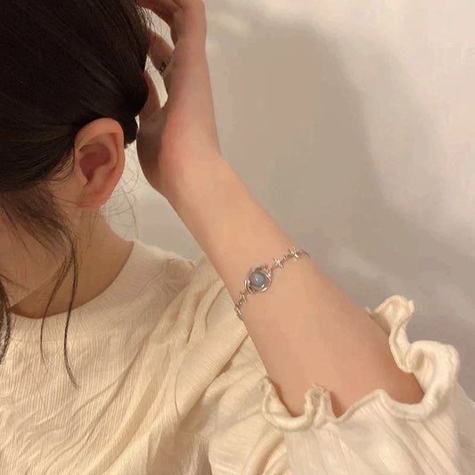 Cosmo Charm Armband | Ein Armband mit kosmischem Charme!