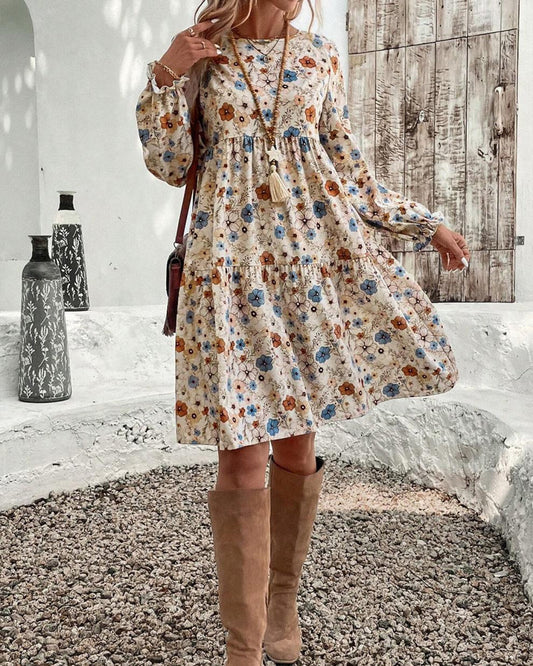 Lockeres knielanges Kleid mit Blumenmuster
