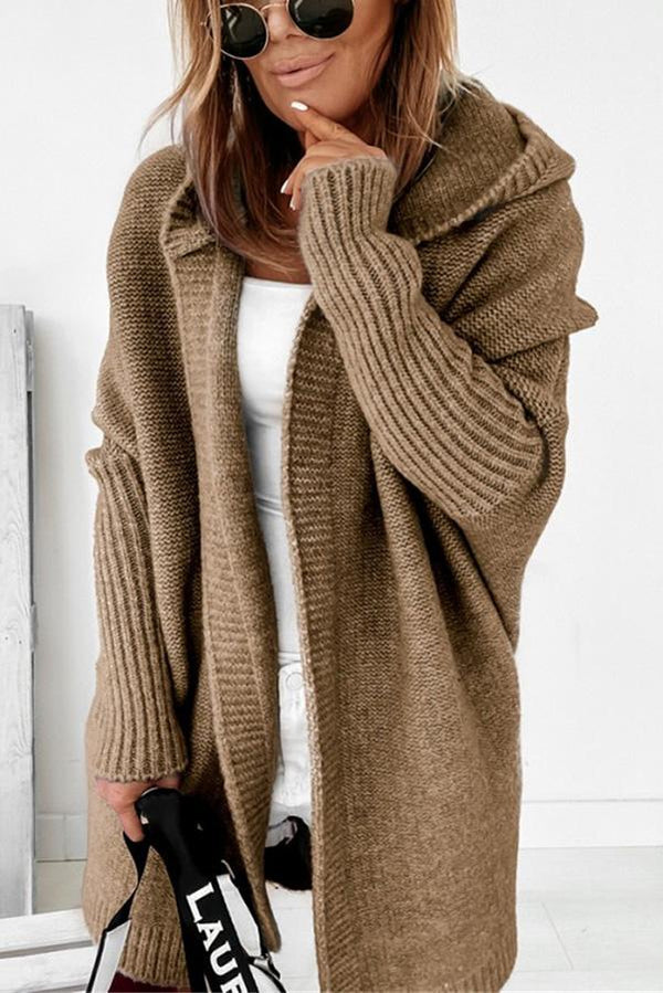 Esmeralda - Lässige Strickjacke mit Kapuze