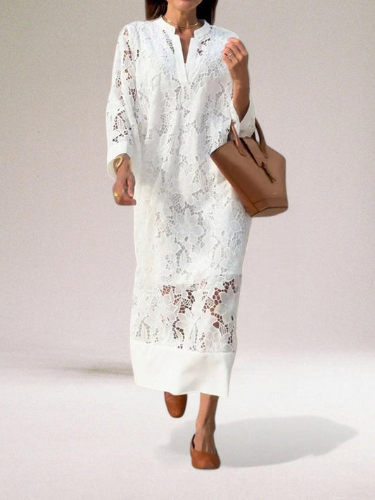 Elegantes langes Kleid mit klassisch inspirierten durchbrochenen Details