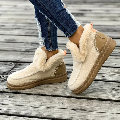 Plüschige warme Winterstiefel