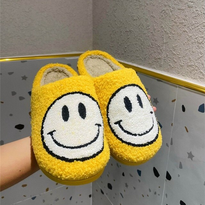 Smiley Face Slippers™: Für Frauen