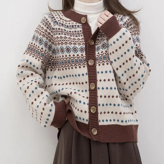 Betony® : Modische, taillierte Strickjacke