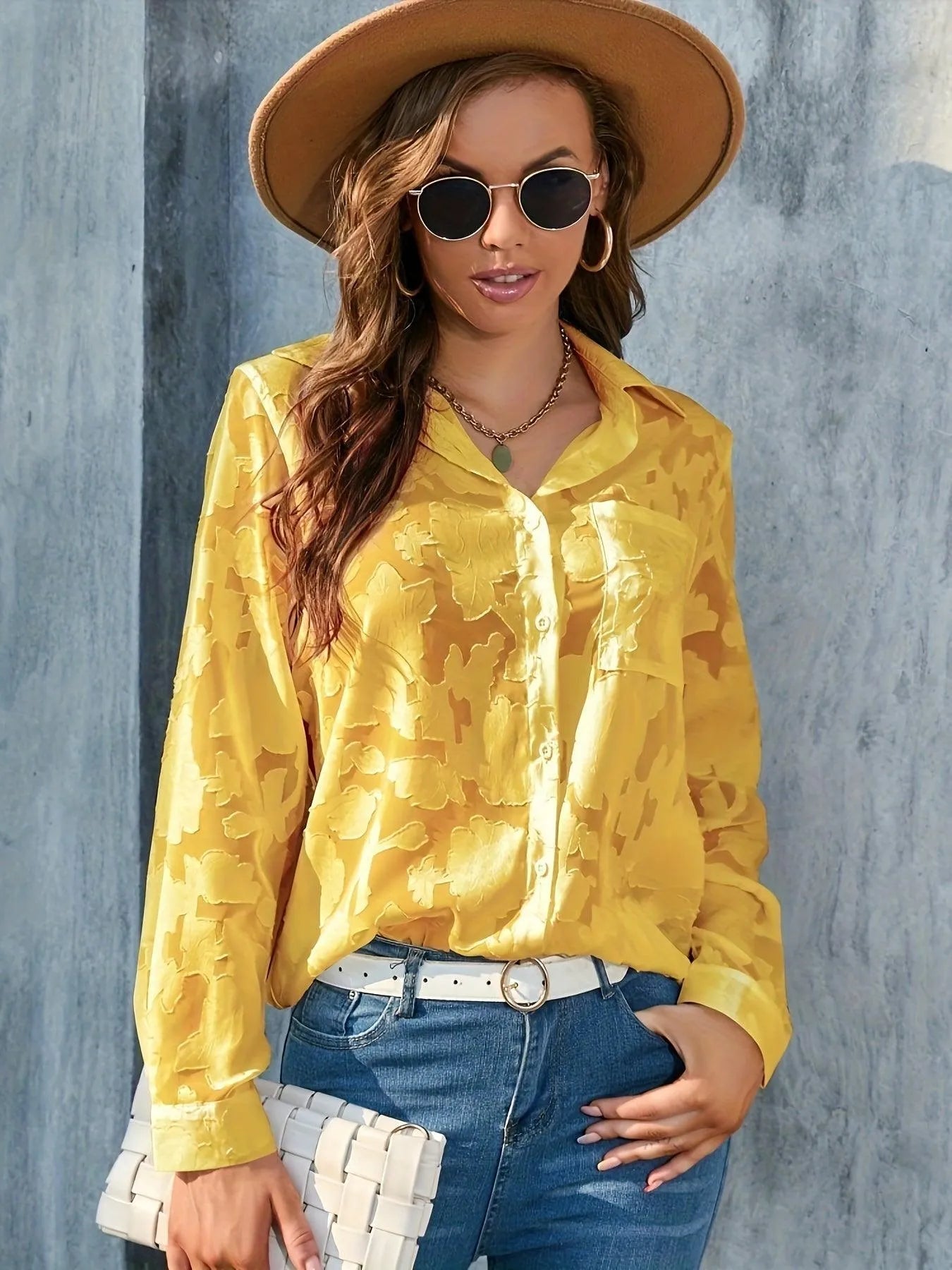 Damenbluse - Elegant - leichter Stoff mit dezenter Struktur - perfekt für Frühling und Sommer
