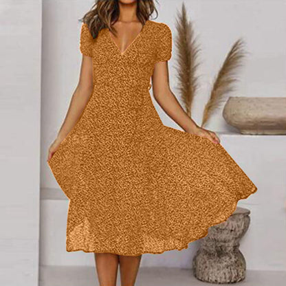 Luftiges Sommerkleid in A-Linie mit V-Ausschnitt