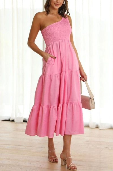 Alivia - Asymmetrisches schulterfreies Midikleid mit Taschen