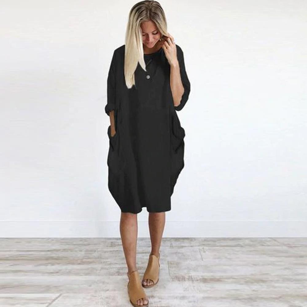 einfarbiges Kleid mit Rundhalsausschnitt