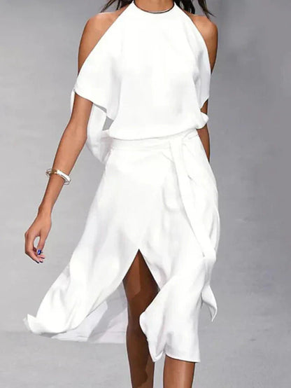 Asymmetrisches Midikleid mit freien Schultern und elegantem Fall