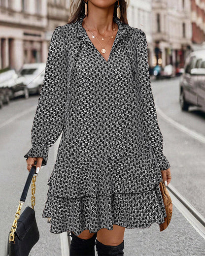Langärmeliges Kleid mit Camouflage-Druck