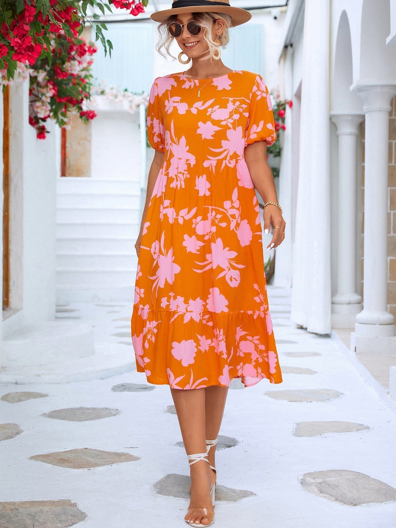 Chaya - Geblümtes Midikleid mit Puffärmeln und gerüschtem Saum