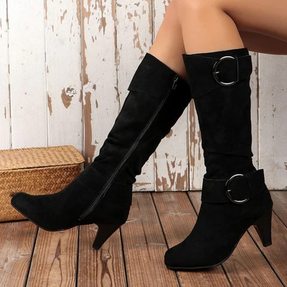 Stiefel mit runder Spitze und Schnalle - Rheane