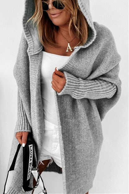 Esmeralda - Lässige Strickjacke mit Kapuze