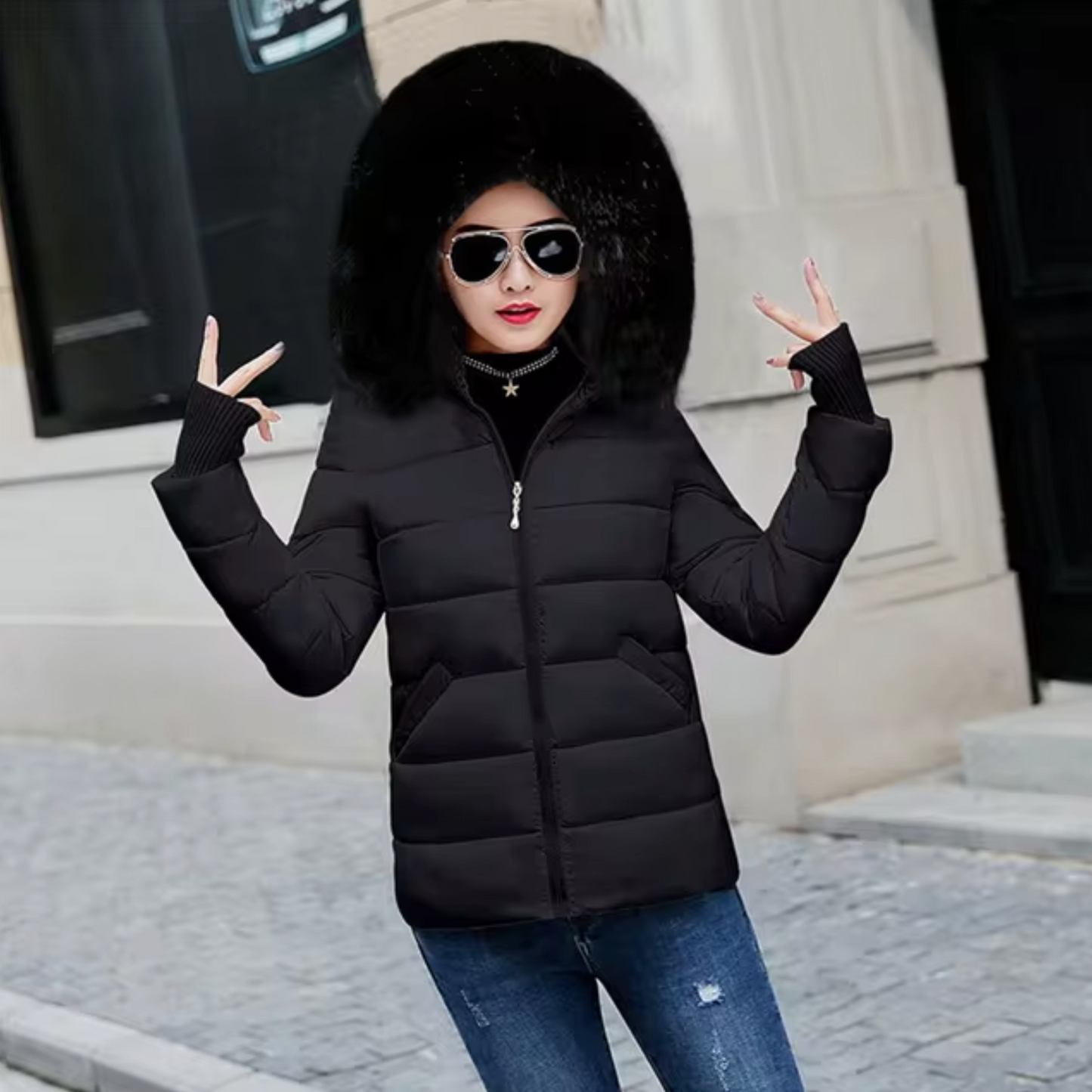 Kapuzenjacke mit Fellfutter