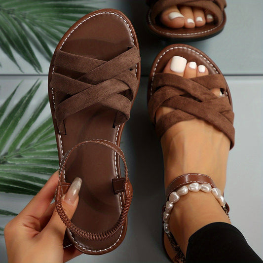 Modische und mühelose Sandalen