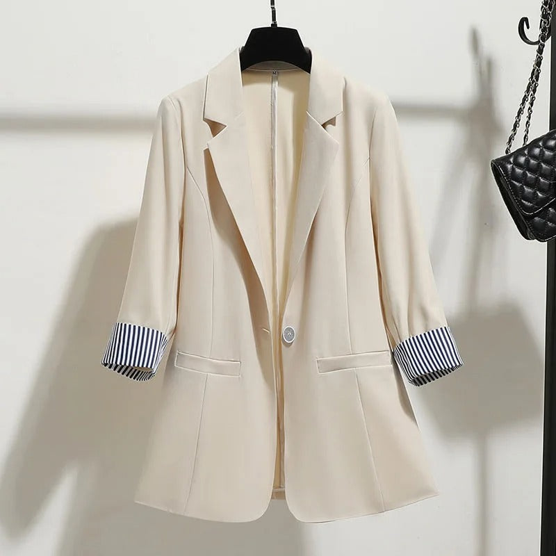 Eliana - Einfarbige Jacke mit Dreiviertelärmeln für Frauen