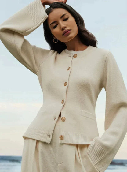 Jane - Weiche Strickjacke mit Knöpfen für Frauen