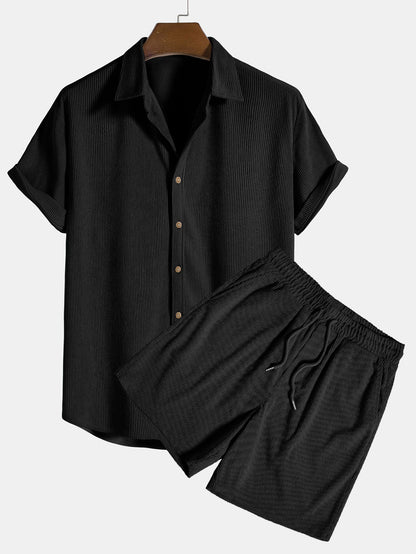 Cord | Kurzärmeliges Button-Down-Hemd & Shorts