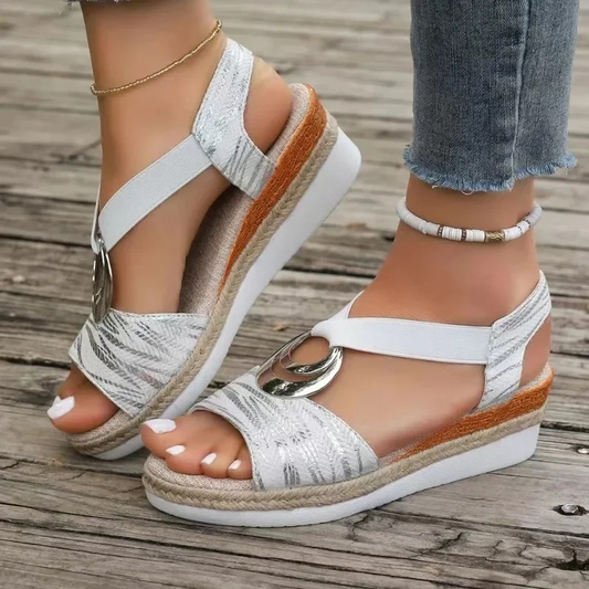 ASTRID | Vielseitige, modische Sandalen