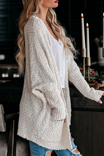 Kuschelige Strickjacke mit Puffärmeln für gemütliche Tage