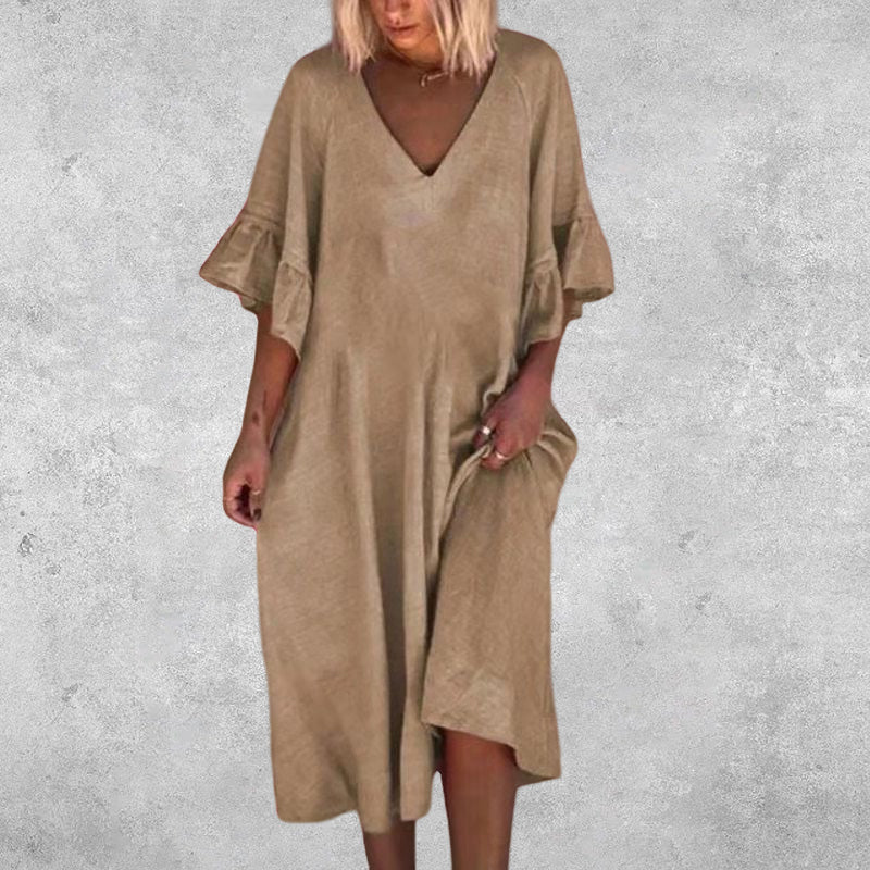 Unifarbenes Kleid mit gerafften Ärmeln