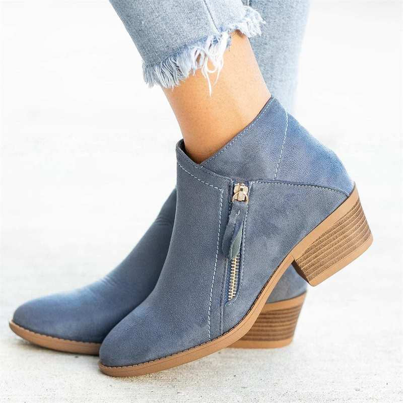 Stiefelette mit spitzer Zehe
