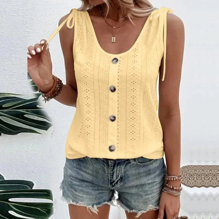 Stylisches Damen-Top mit Knöpfen und Ausschnitten