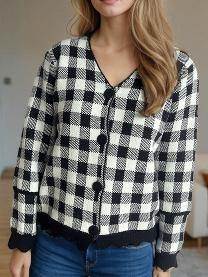Ava - Karierte Strickjacke mit V-Ausschnitt und Knöpfen für Damen