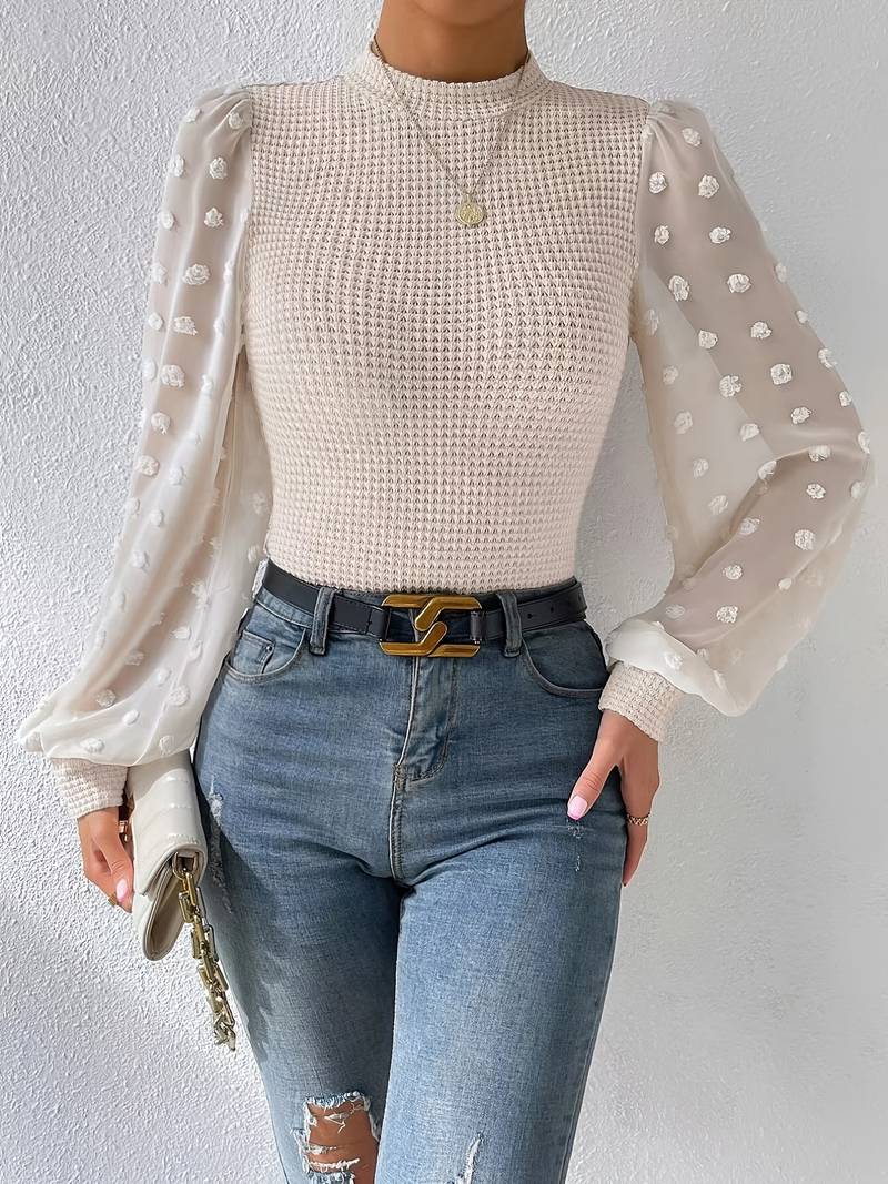 Mila Häkelbluse für Frauen - Elegant und raffiniert