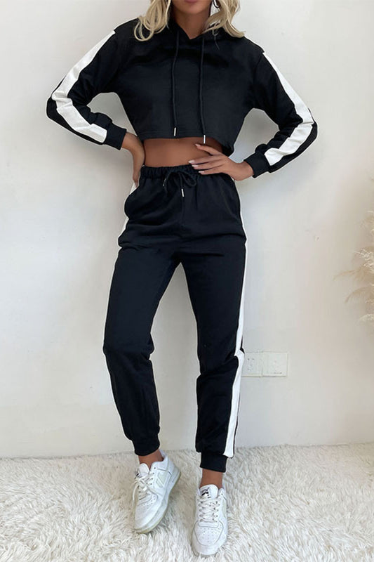 Mila - Schwarz Klassisches und bequemes Winter-Hoodie-Set für Frauen