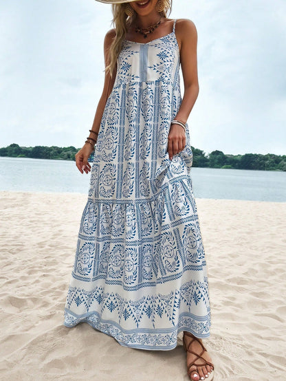 Tropical Vibes: Damenkleid mit gerafftem Saum und grünem Print