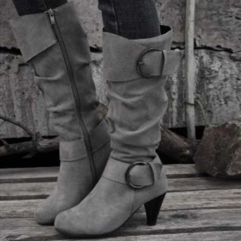 Stiefel mit runder Spitze und Schnalle - Rheane