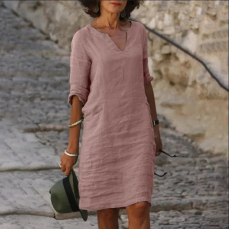 Damenkleid mit V-Ausschnitt