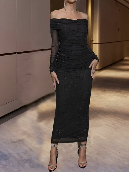 Derya | Schimmerndes schulterfreies Cocktailkleid mit Kreuzfalten