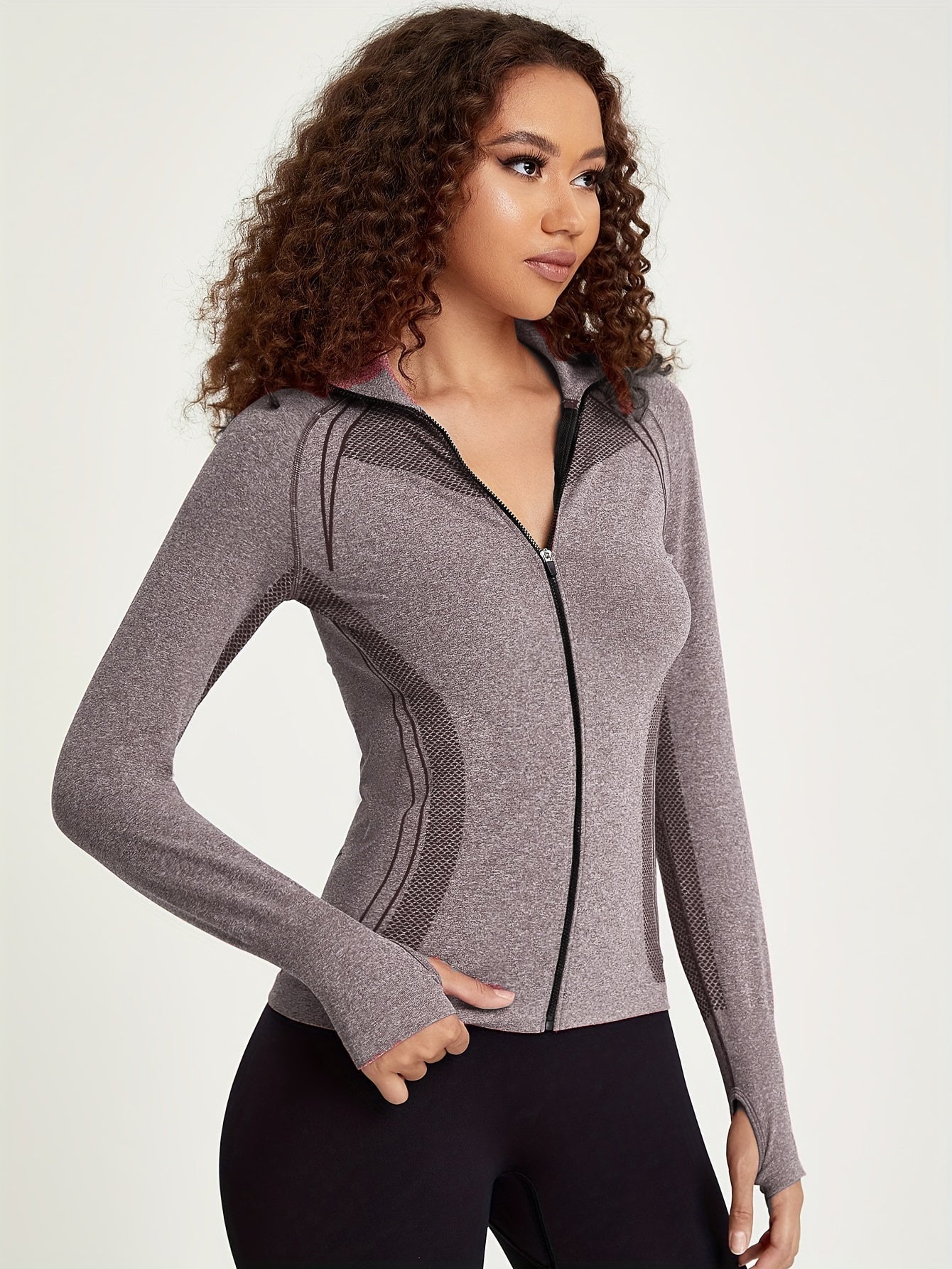 Fien | Sporty Langarm-Trainingsjacke für Damen mit Streifendekoration