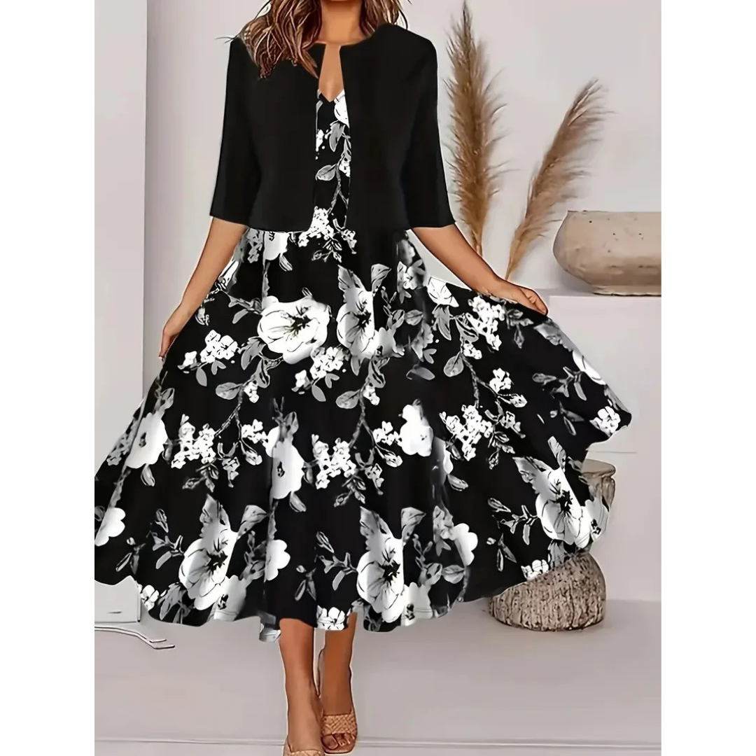 Plissiertes Minikleid mit kurzen Ärmeln