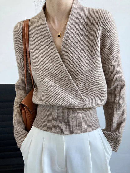 Sophie - Klassischer Wickelpullover mit gewagtem Ausschnitt für Damen