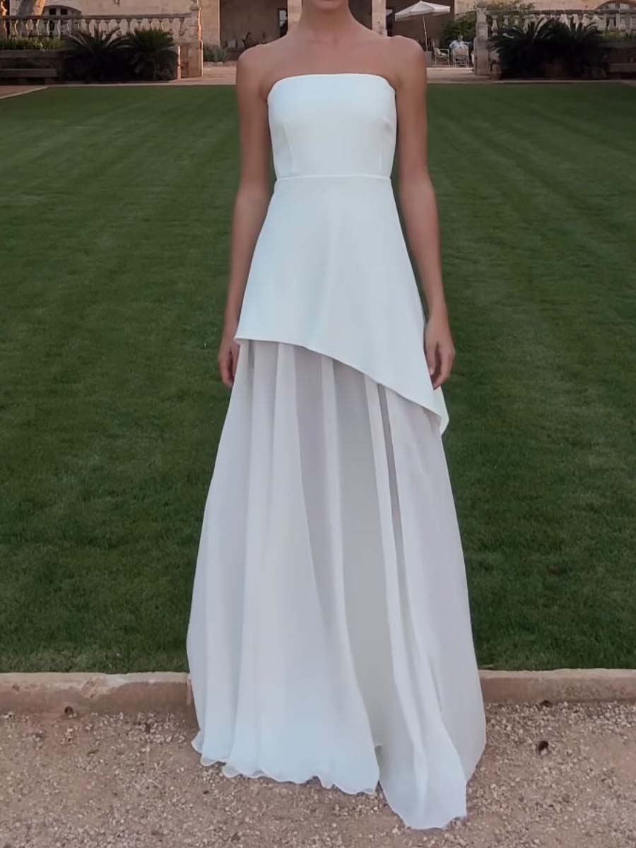Elegantes trägerloses Kleid mit asymmetrischem Design für besondere Anlässe