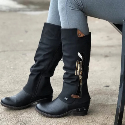 Stiefeletten mit Metallknöpfen - Chrestienne