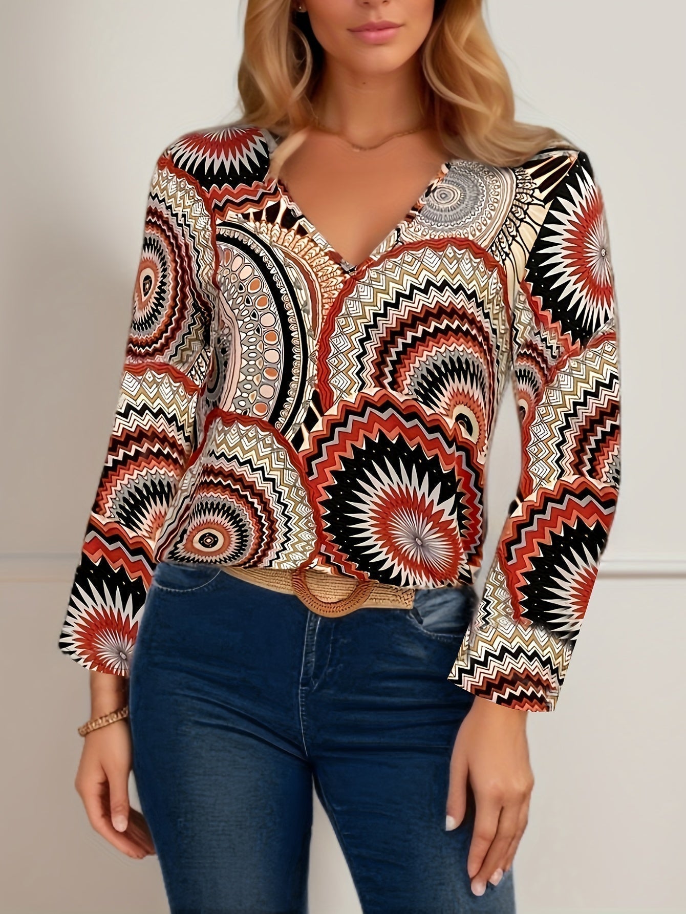 Marta - Elegante Bluse mit langen Ärmeln und V-Ausschnitt