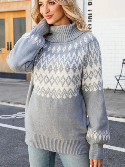 Zurie - Rollkragenpullover für Frauen