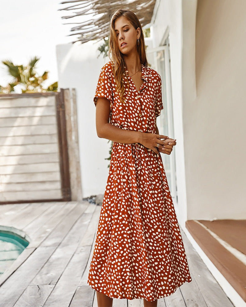 Evelyn - Diva-Kleid mit kurzen Ärmeln