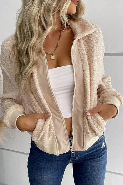 Kuschelige Jacke mit Reißverschluss und elegantem Kragen