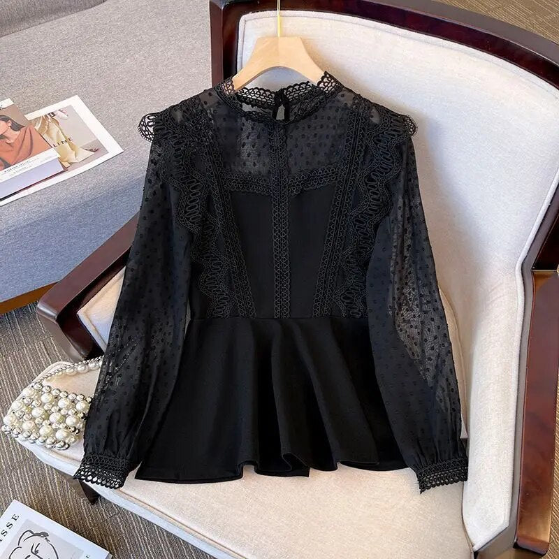 Scarlett - Elegante Bluse aus Spitze