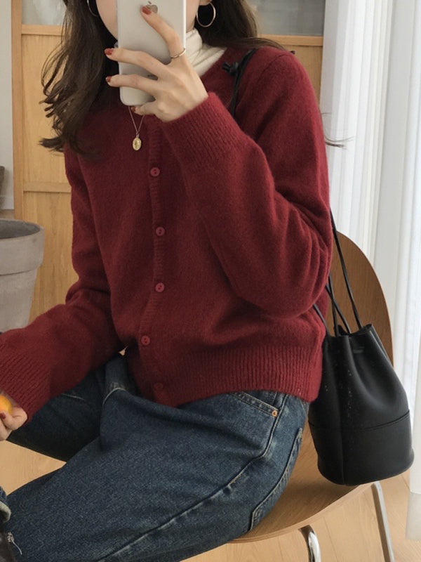 Mehrschichtig gestrickte Strickjacke mit Rundhalsausschnitt