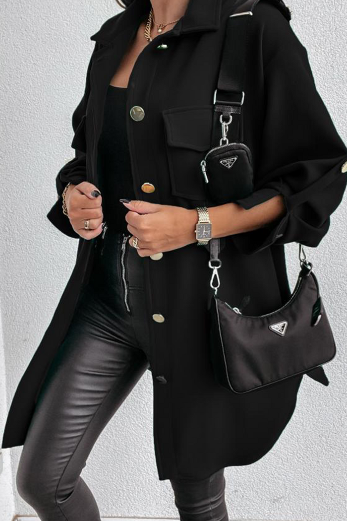 Jacke mit aufgesetzten Taschen und Umlegekragen für eleganten Tragekomfort