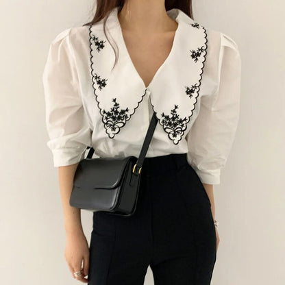 Chery - Frau Elegante Bluse mit Stickerei